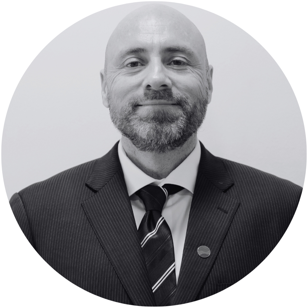 Michael Dubai Event Headshot 2025